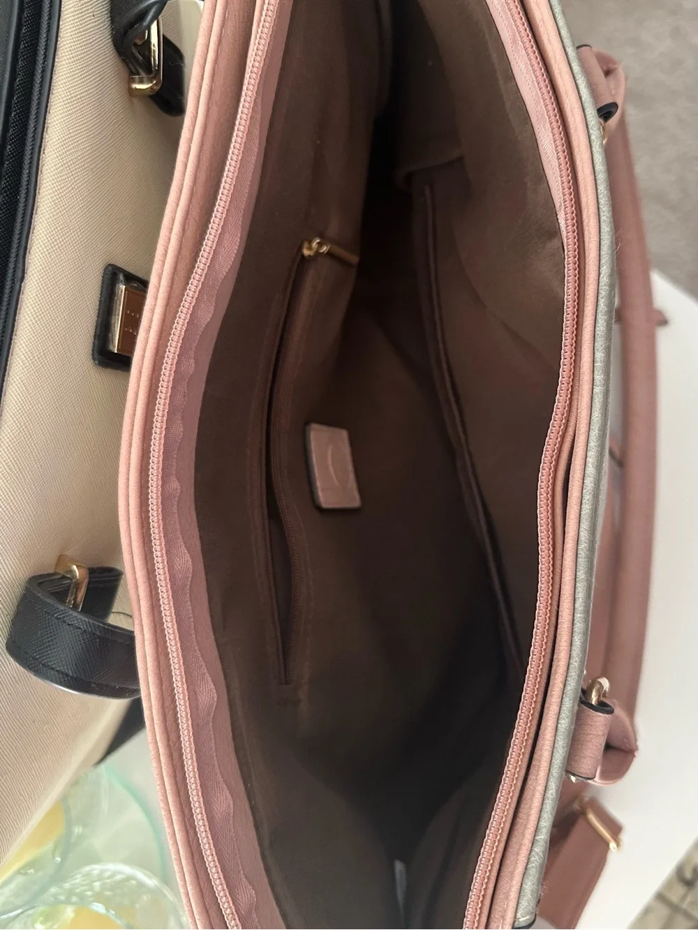 👜 Elegant & Spacious Handbag (Tote) Duo (Cream/Black + Pink) – Like New!